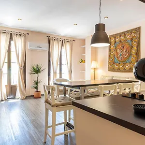 https://allo-apartments-plateros-ii-centro-2-habitaciones.es-andalucia.com